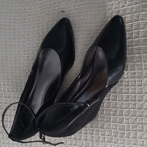 Liz & Co. Size 10, black pumps